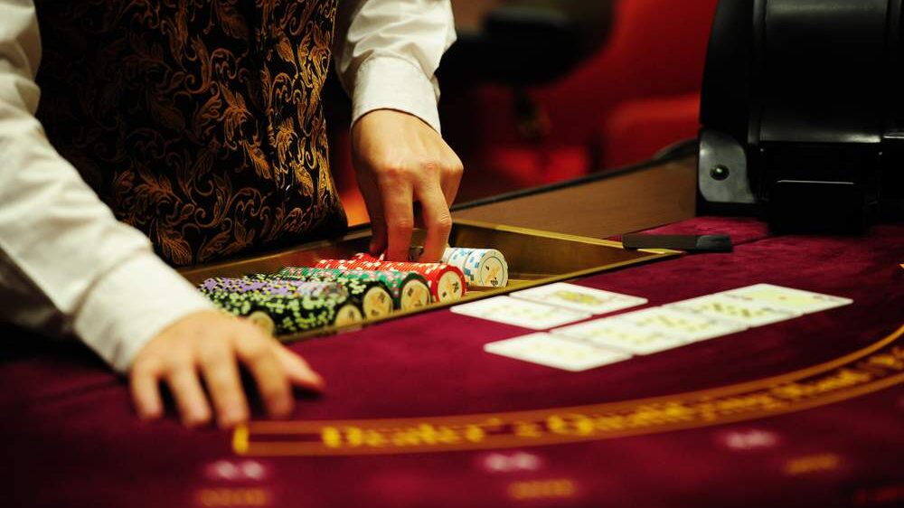 how to play casino games