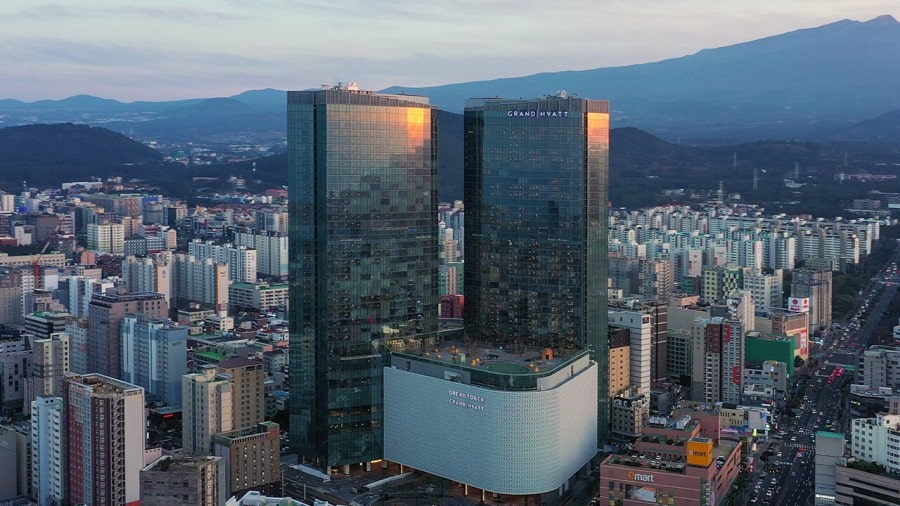 제주도 관광객을 빨아들이는 새로운 블랙홀, 드림타워 리조트