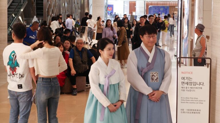중국인 무비자 효과? 제주 카지노만 늘었다