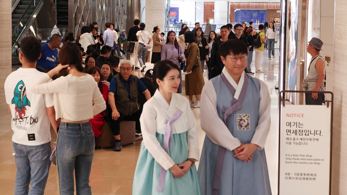 중국인 무비자 효과? 제주 카지노만 늘었다