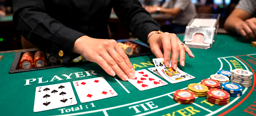 미니 바카라(Mini Baccarat): 일반 바카라와의 차이점 및 게임 규칙 분석