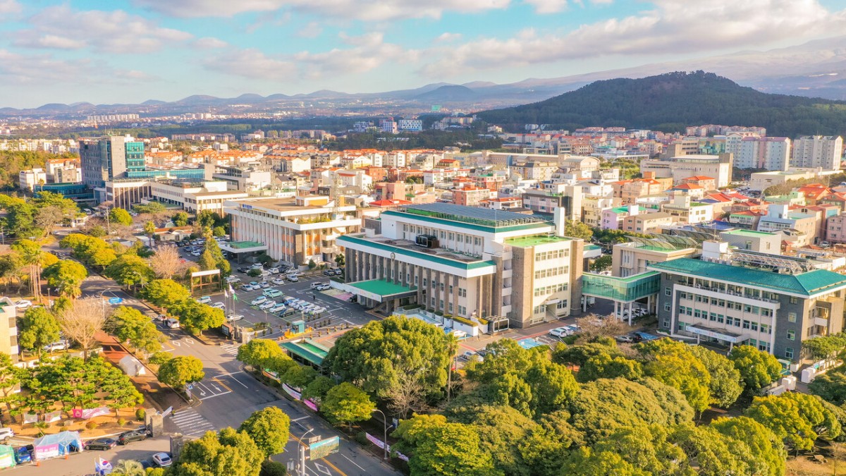 제주 카지노 매출 40% 급증…2030 젊은 층 절반 넘어선 역대급 호황