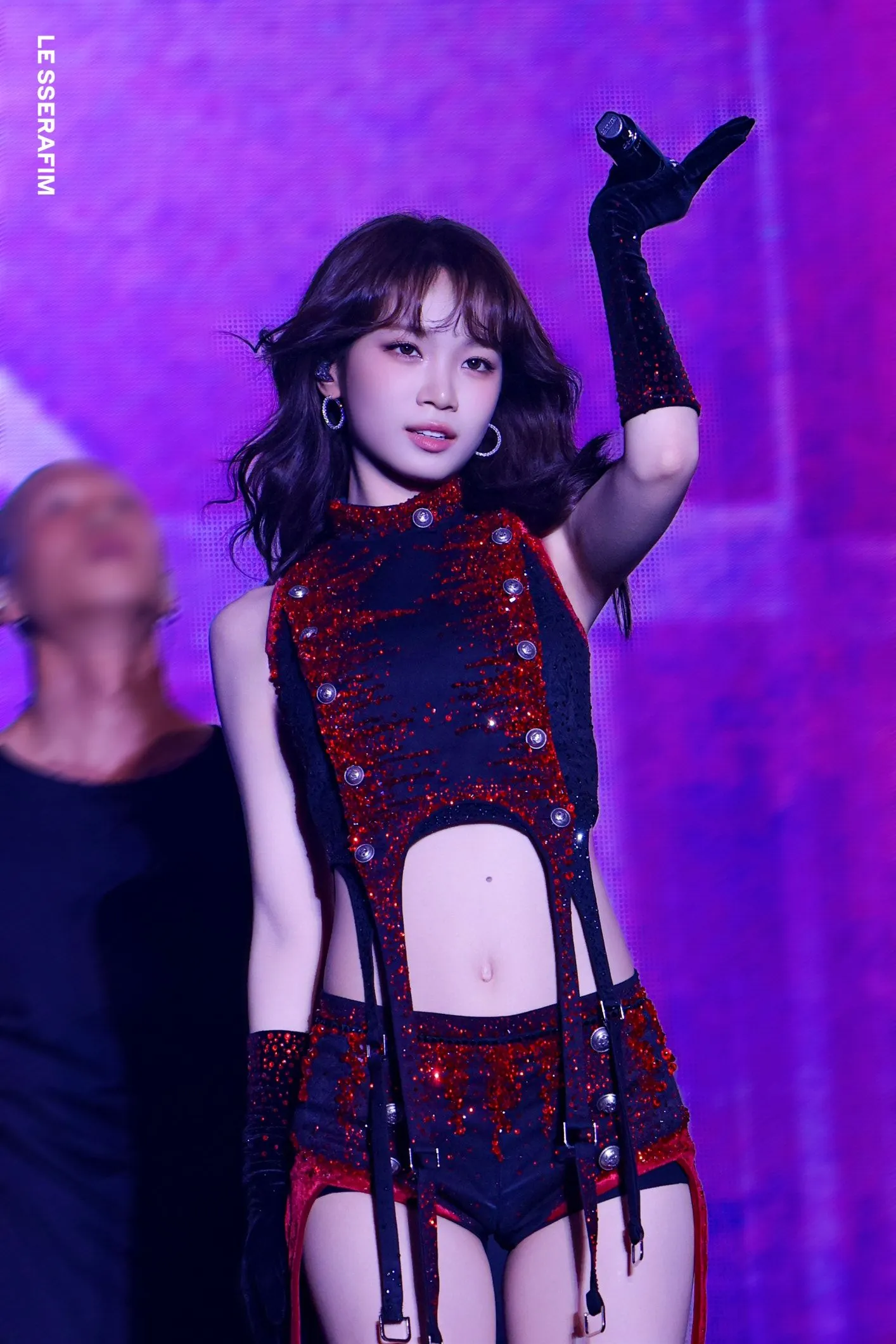 르세라핌 김채원 무대 위 한 컷