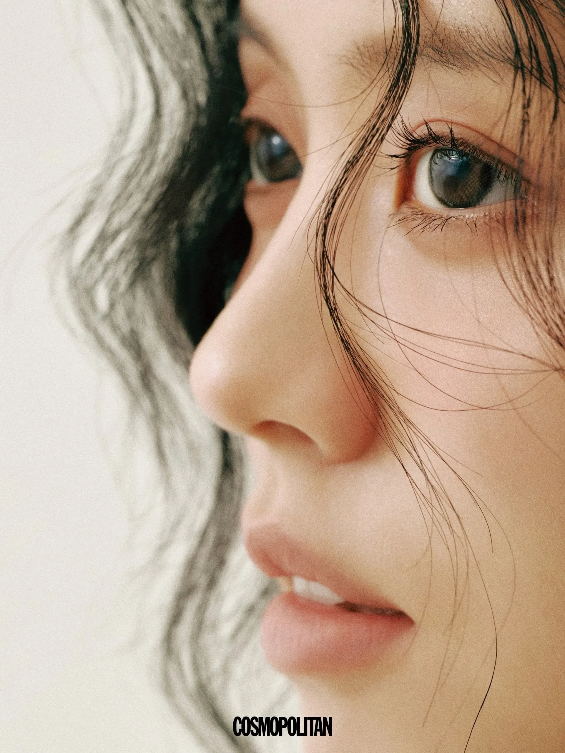 김소현 코스모폴리탄 화보 컷