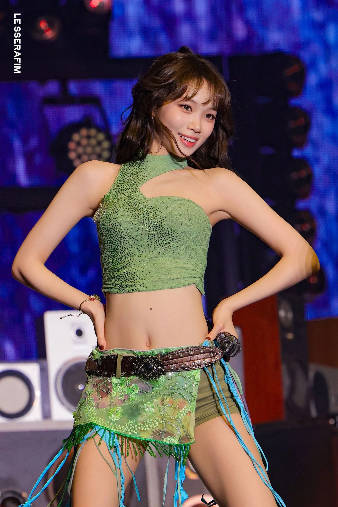 르세라핌 김채원 무대 위 한 컷