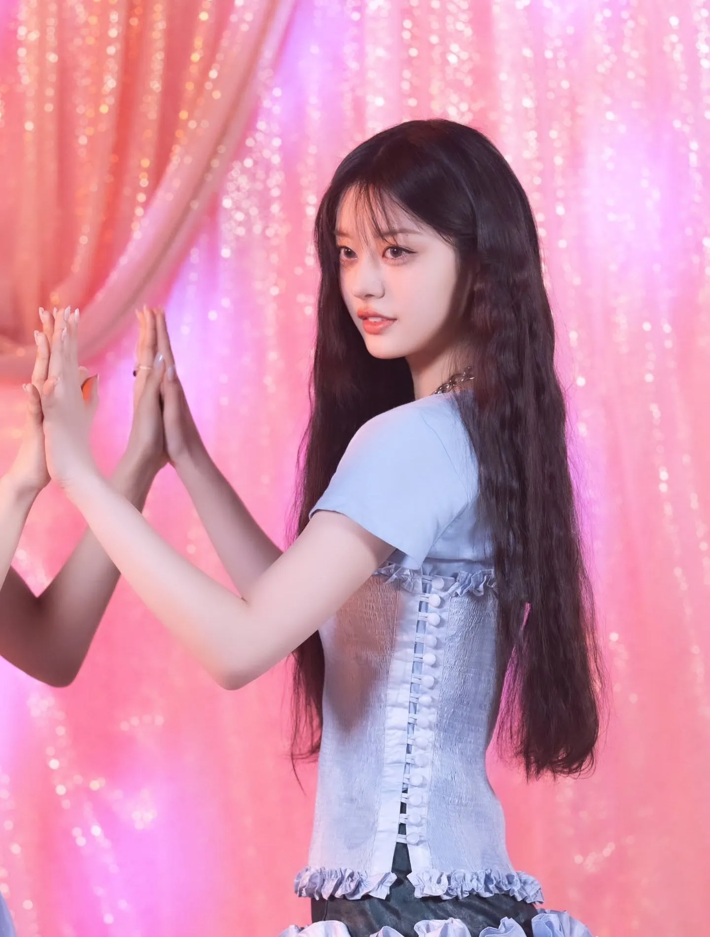아일릿 민주 셀카랑 콘셉트컷 모음